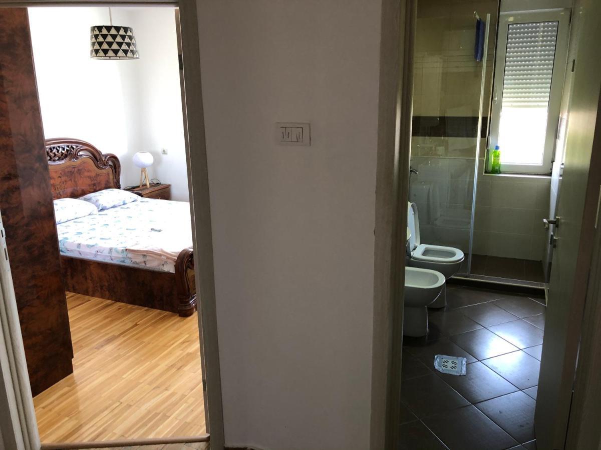Square Apartment Podgorica Eksteriør billede